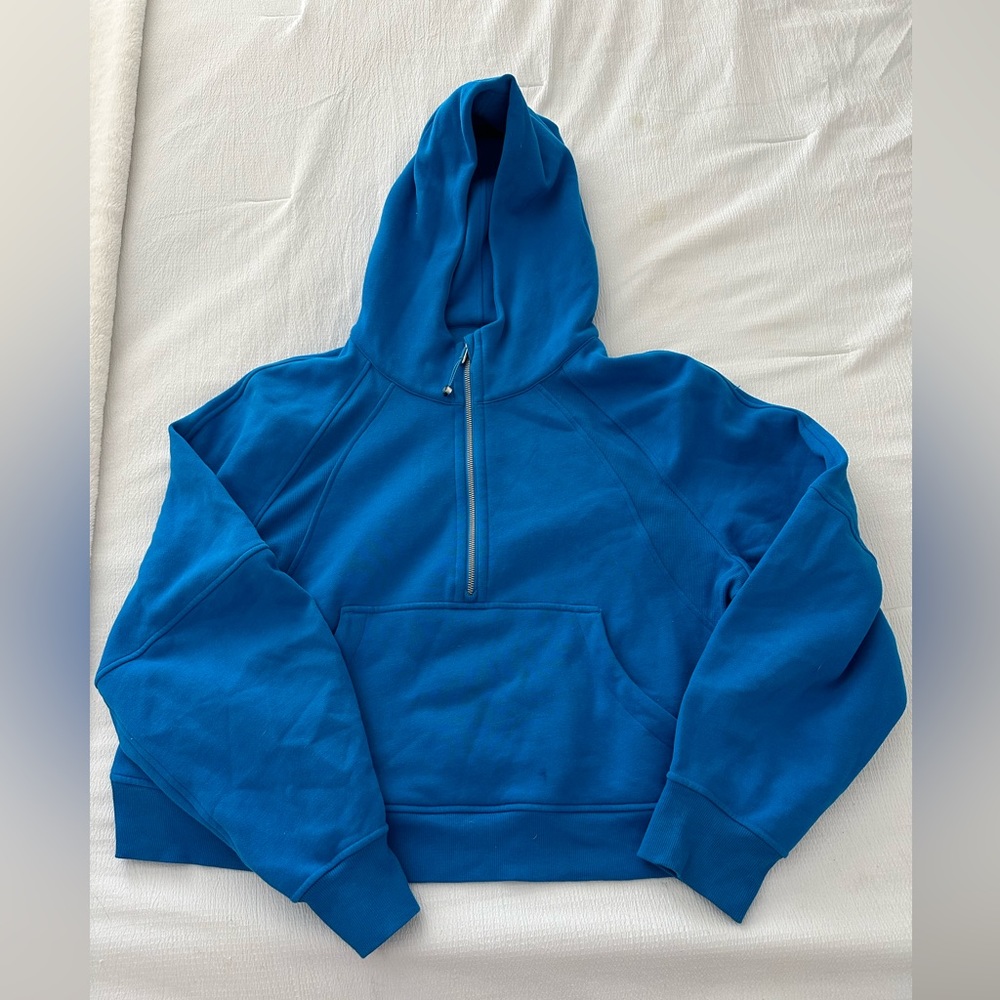 BARLEY WORN LULULEMON SCUBA